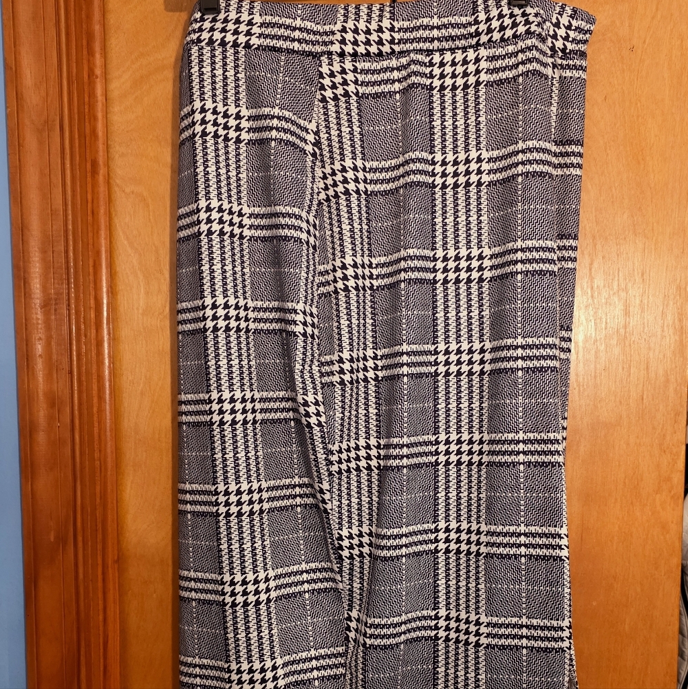Black and White Plaid Skirt